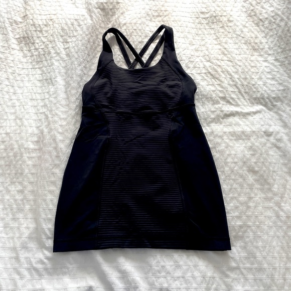 Lululemon Energy Tank
Hyper Stripe Black / Black Size 4. Excellent condition - Picture 7 of 12